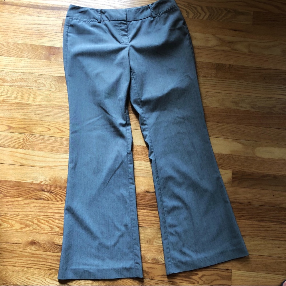 New York and Company size 8 gray wide leg trousers